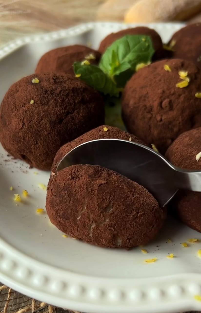 Тірамісу на швидку руку з трьох інгредієнтів: легко та дуже смачно