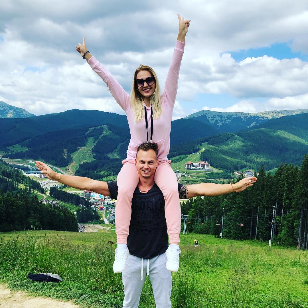 Александр Абраменко - герой Олимпиады с романтической натурой. Вот фото, которые это доказывают