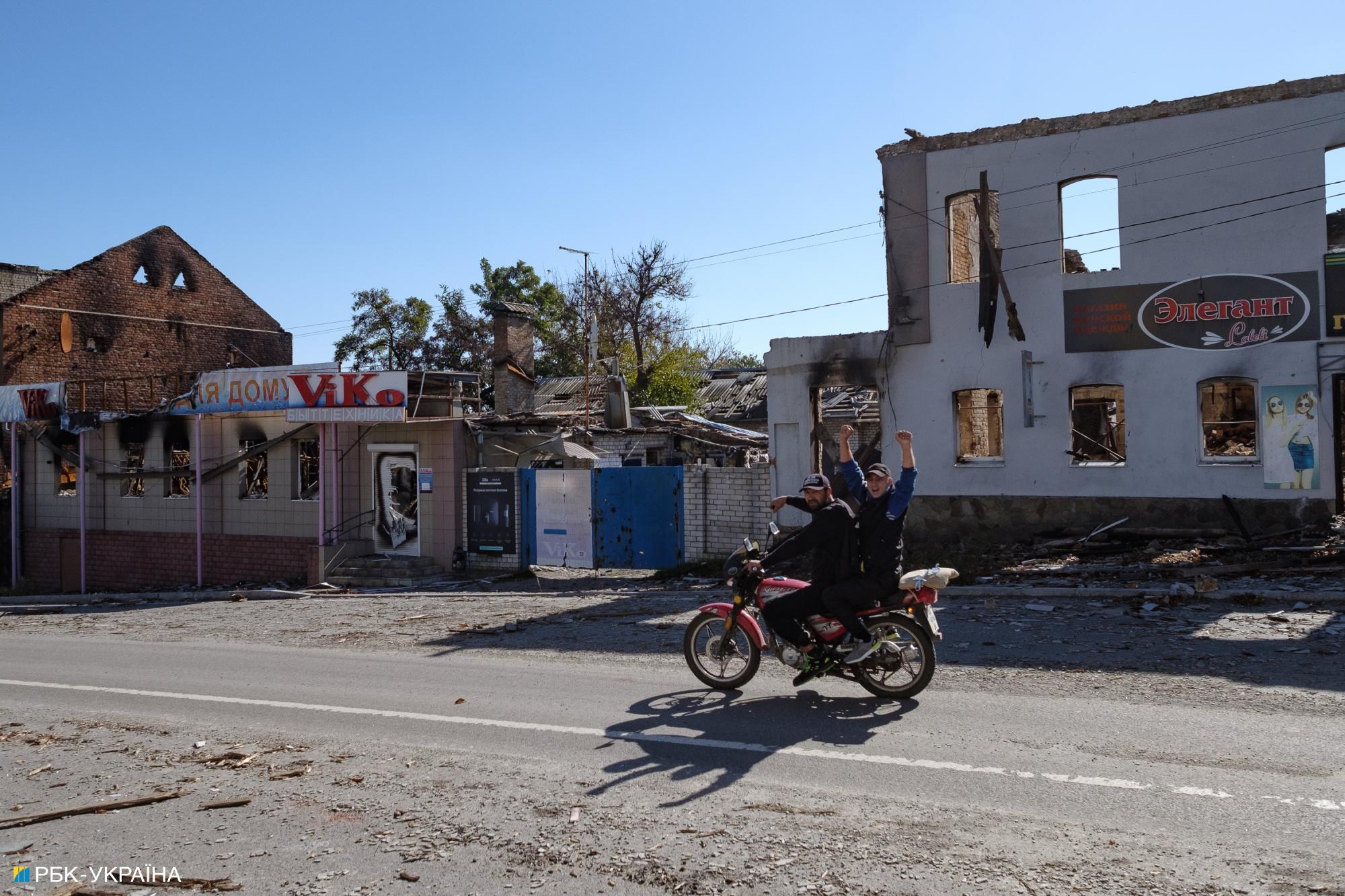 Як живе звільнений від окупантів Куп'янськ: фоторепортаж