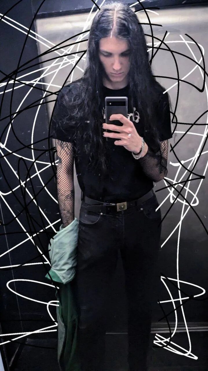 Известный ведущий рассказал, где живет и чем занимается старший сын Ирины Билык