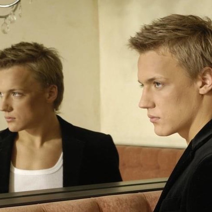 Що стало з Олександром Воєвуцьким -  зіркою 2000-х, який підкорив шоу "Караоке на Майдані" і "Шанс" (фото)