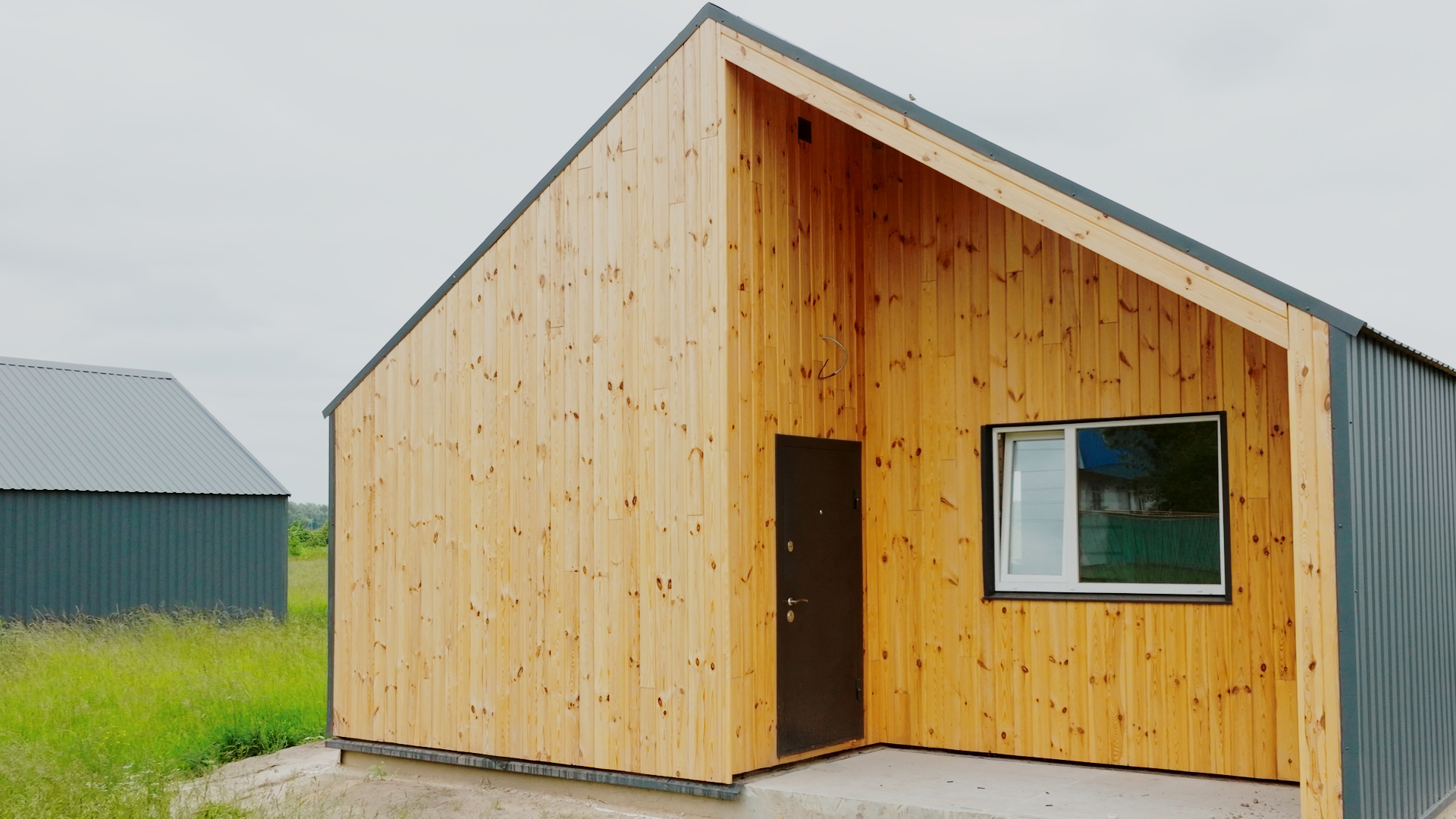 Українцям роздадуть безкоштовне житло. Шукають 13 сімей