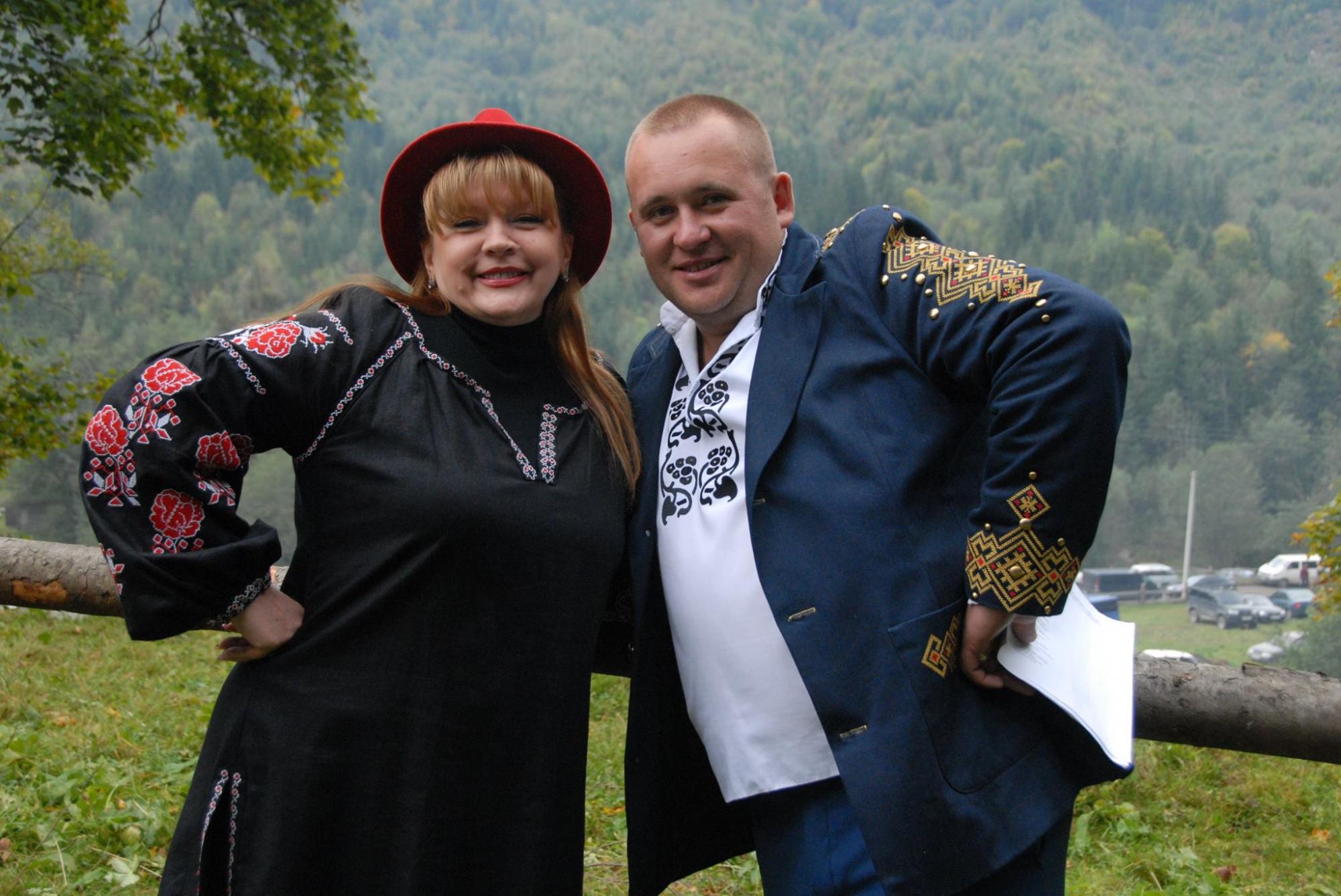 Преподаватель вокала, мама и бабушка: как сегодня выглядит бывшая жена Иво Бобула Лилия Сандулесу (фото)