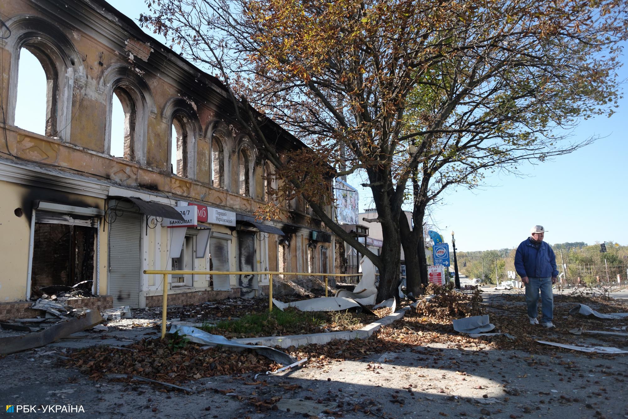 Як живе звільнений від окупантів Куп'янськ: фоторепортаж