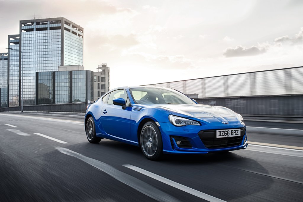 Для змагань та задоволення: ТОП-5 спортивних авто до 30 тисяч доларів