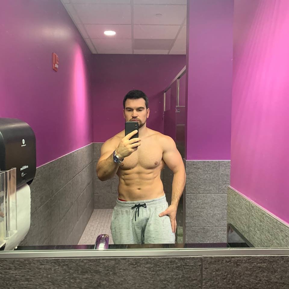 Де зараз зірка 2000-х Василь Бондарчук, чиї хіти не сходили з теле- і радіоефірів