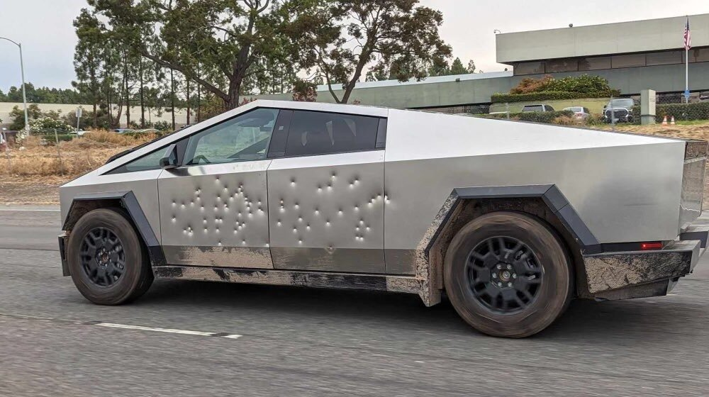 Tesla випробувала Cybertruck на куленепробивність (фото)