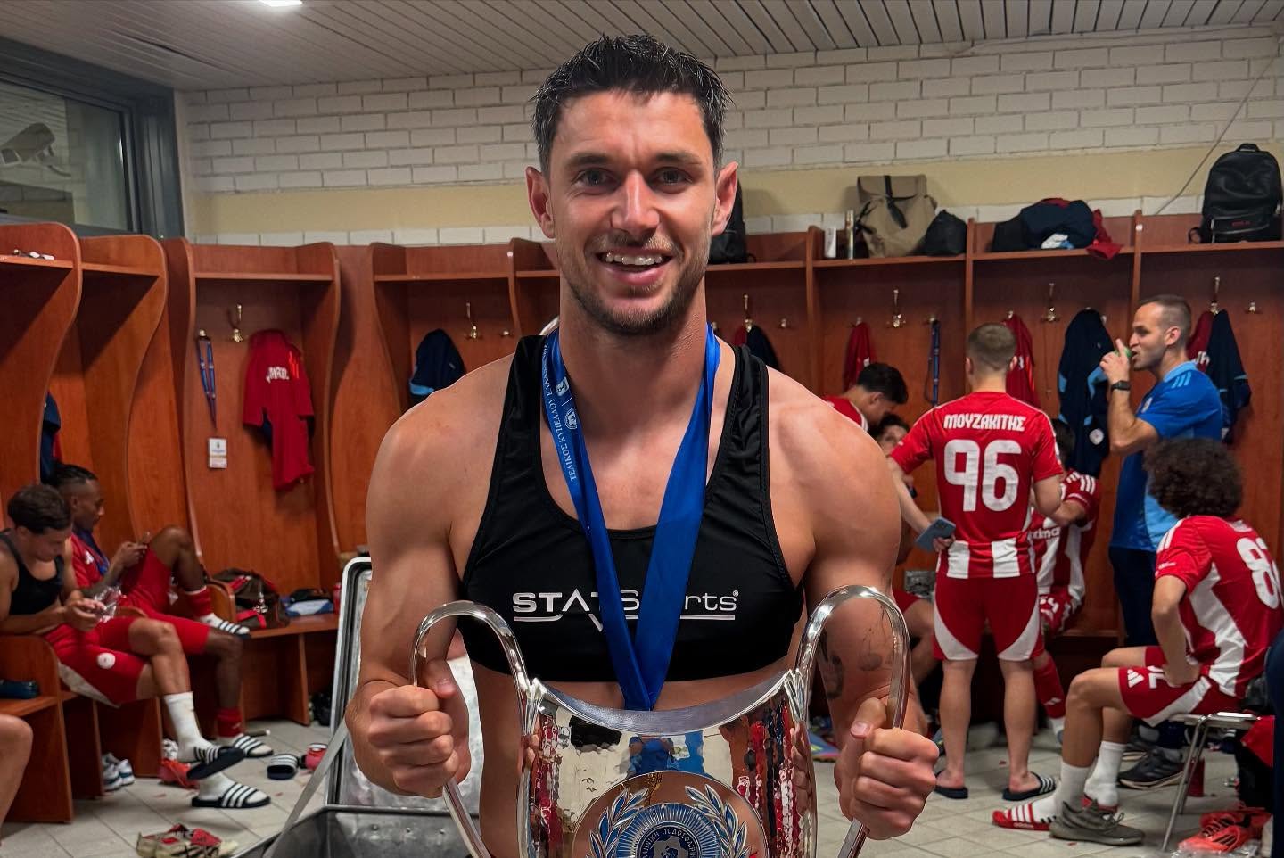 Яремчук повернувся в Україну: заява "Олімпіакоса"