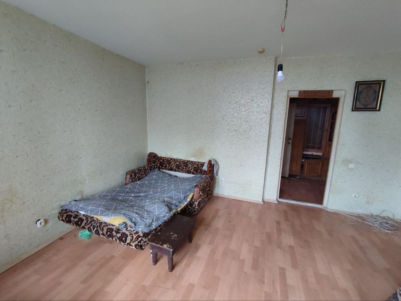 У Києві здають в оренду "розбиту" квартиру за невиправдані гроші: мережа в шоці (фото)