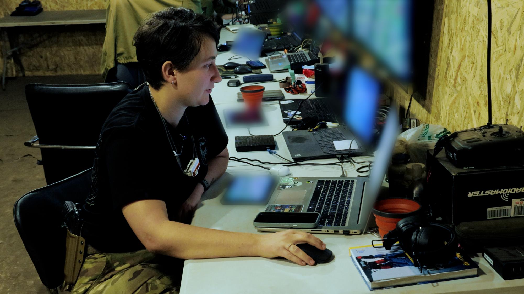 "Я воюю за тих, хто вже не може". Фронтові історії жінок 47-ї бригади "Магура"