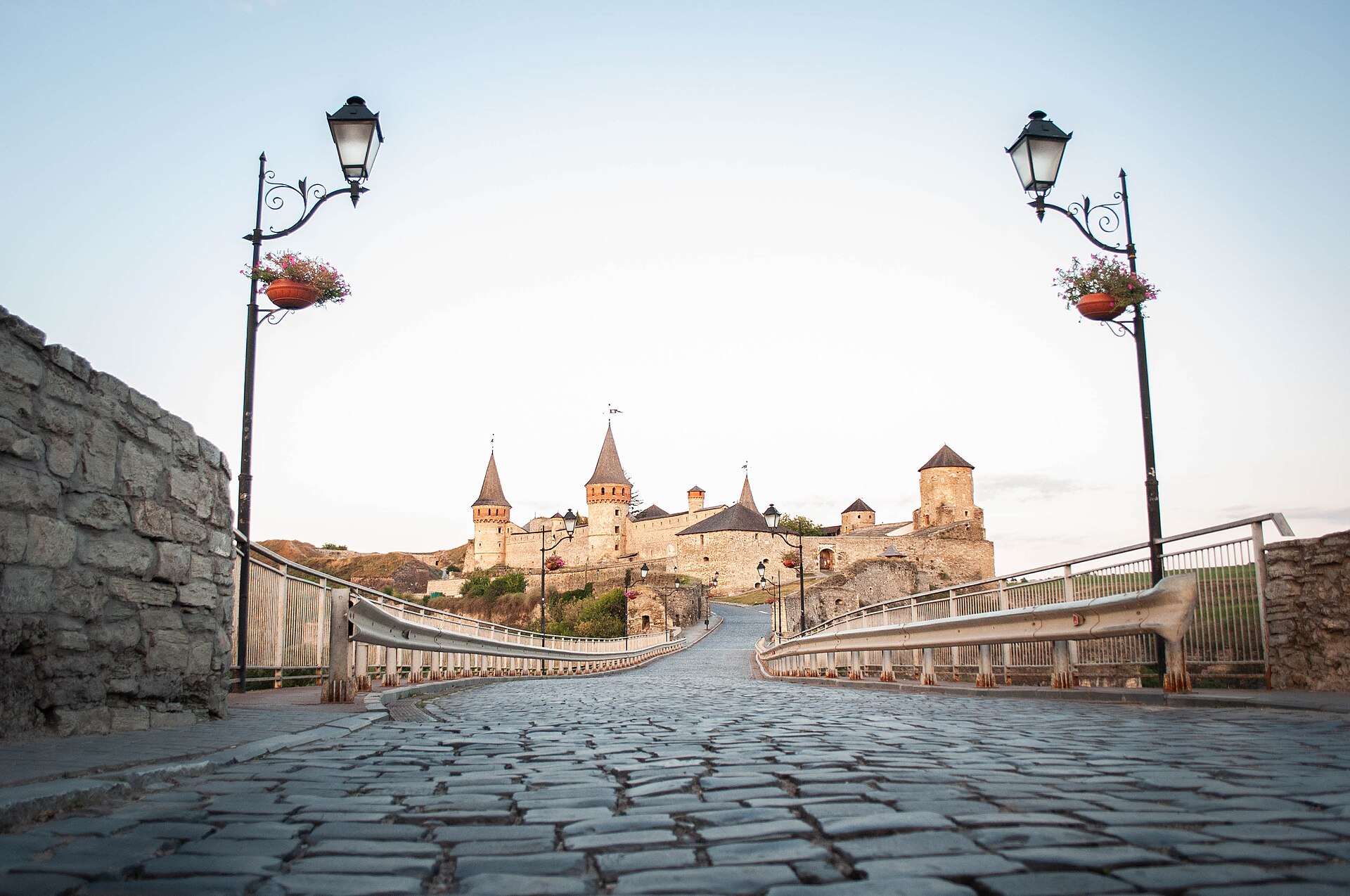 Термальные воды и фиолетовые поля: куда в марте сбежать в Украине, чтобы перезагрузиться