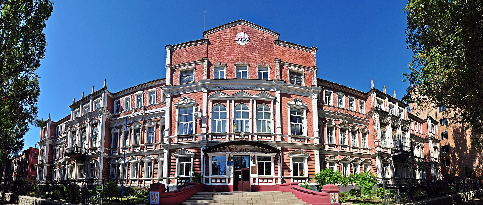 "Бахмута більше не існує": у мережі показали останні знімки міста