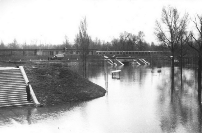 День Киева 2023: смотрите исторические фото XX века из разных районов столицы