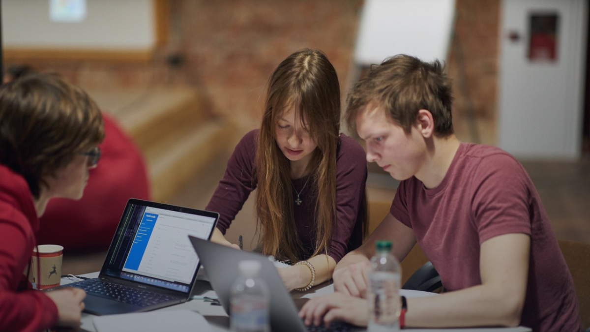 Спеціалісти NIX стали провідними експертами на хакатоні IT Nation HACK 2.0