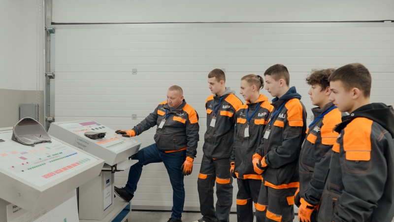 Робота, яку не замінить AI: чому компанії "полюють" на кваліфікованих будівельників