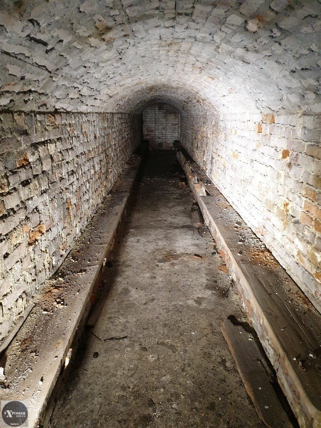 Українцям показали, як виглядає бомбосховище часів Другої світової війни у центрі Львова