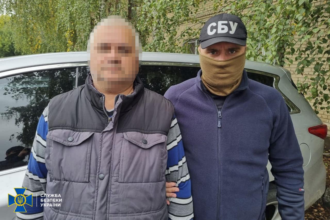 Допомагав приховувати злочини окупантів: у Куп’янську затримали "комунальника"