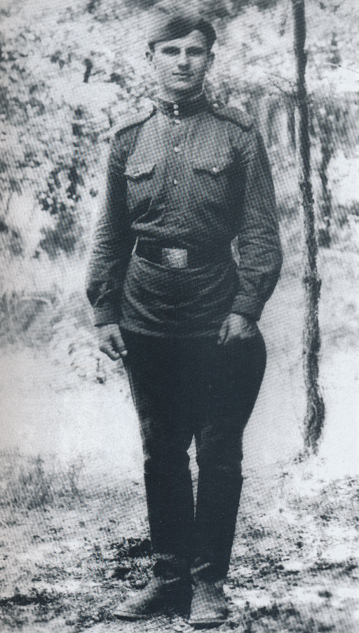 "Маємо те, що маємо": найвлучніші цитати, архівні фото і останнє інтерв'ю Леоніда Кравчука