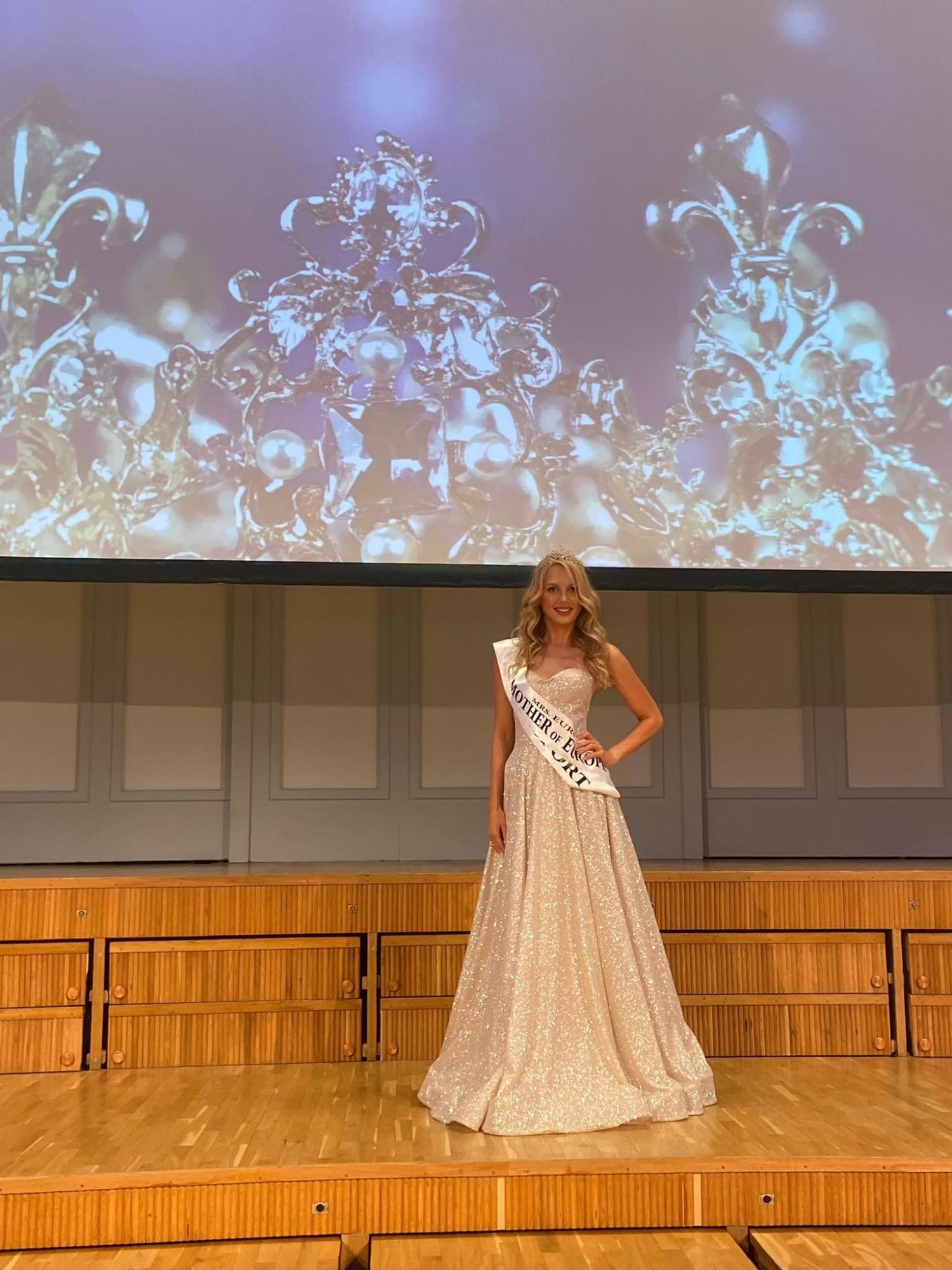 Украинка победила в престижном конкурсе красоты (фото)