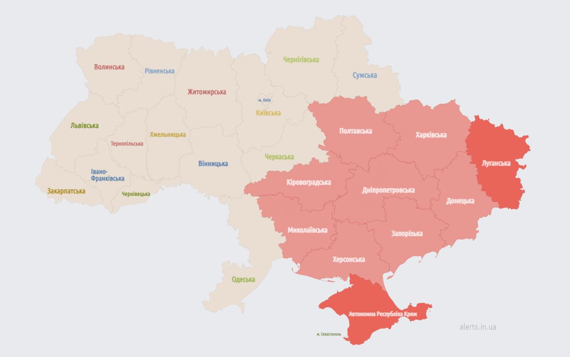 У Херсоні зранку повідомляють про вибухи