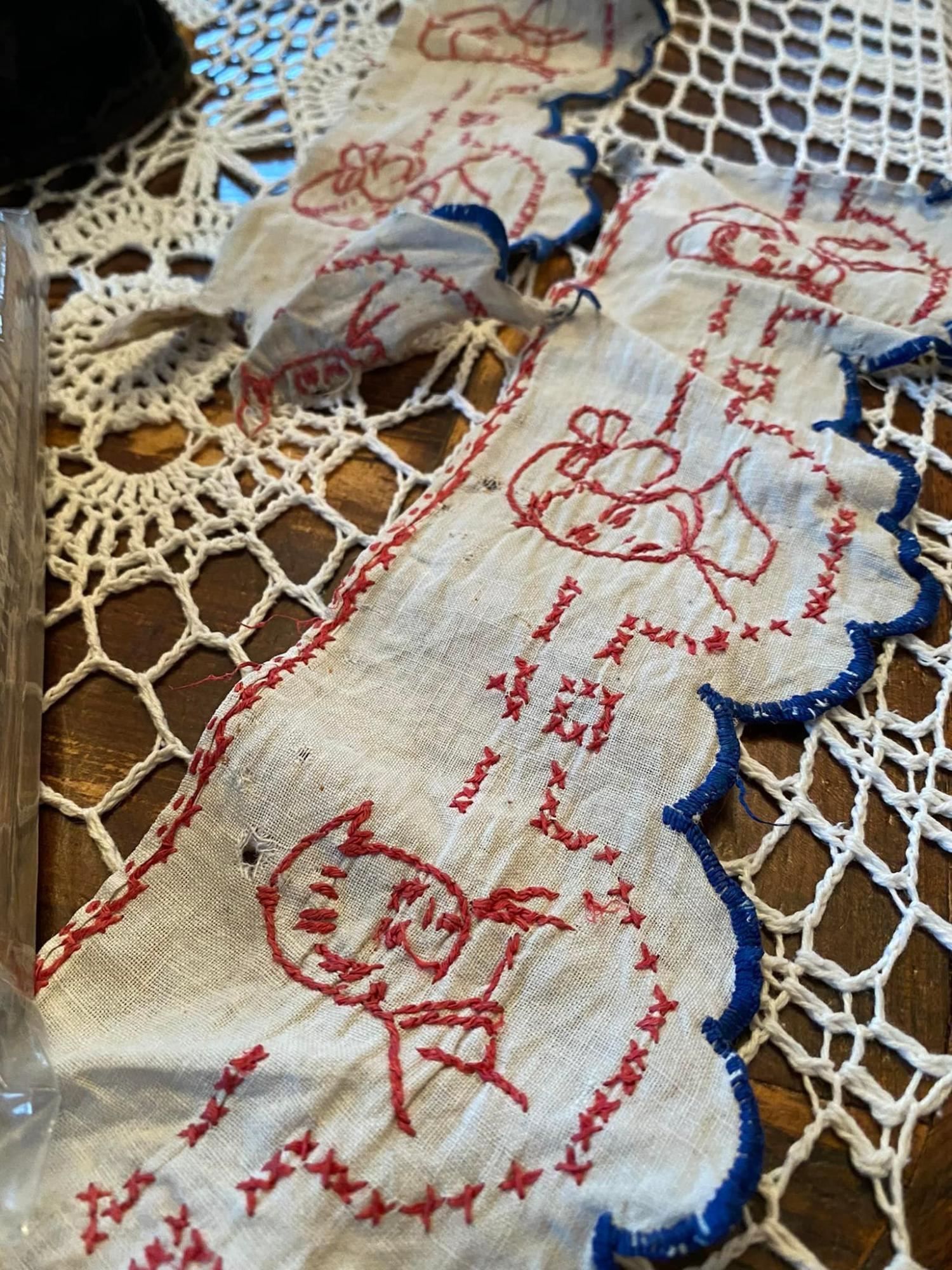 Во Львове нашли более 100 вещей с еврейского гетто в доме, вблизи которого был концлагерь (видео, фото)