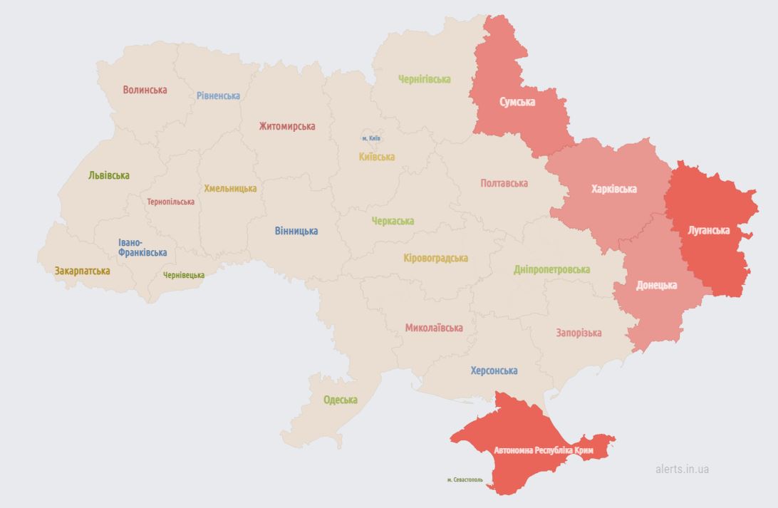 В Киеве и ряде областей объявили воздушную тревогу. РФ подняла в воздух авиацию