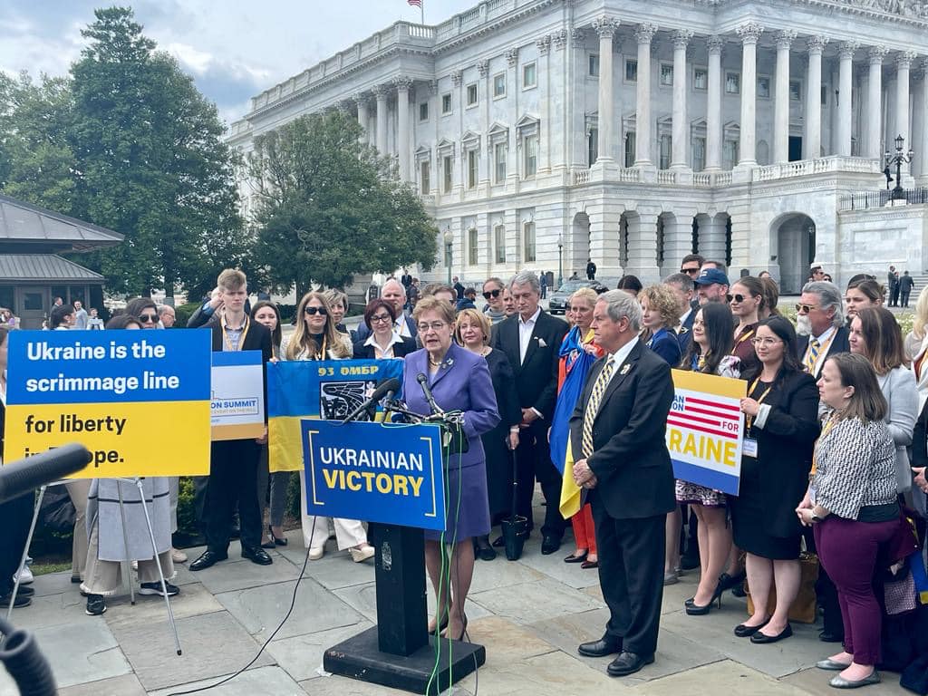 У США представили проект резолюції про перемогу України у війні