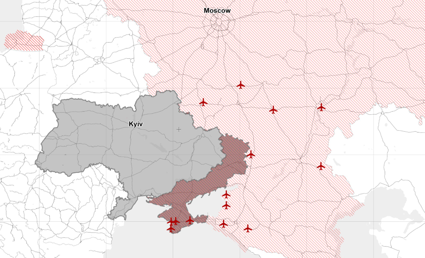 РФ будує укриття для літаків на 14 авіабазах, зокрема в Криму: знімки супутника