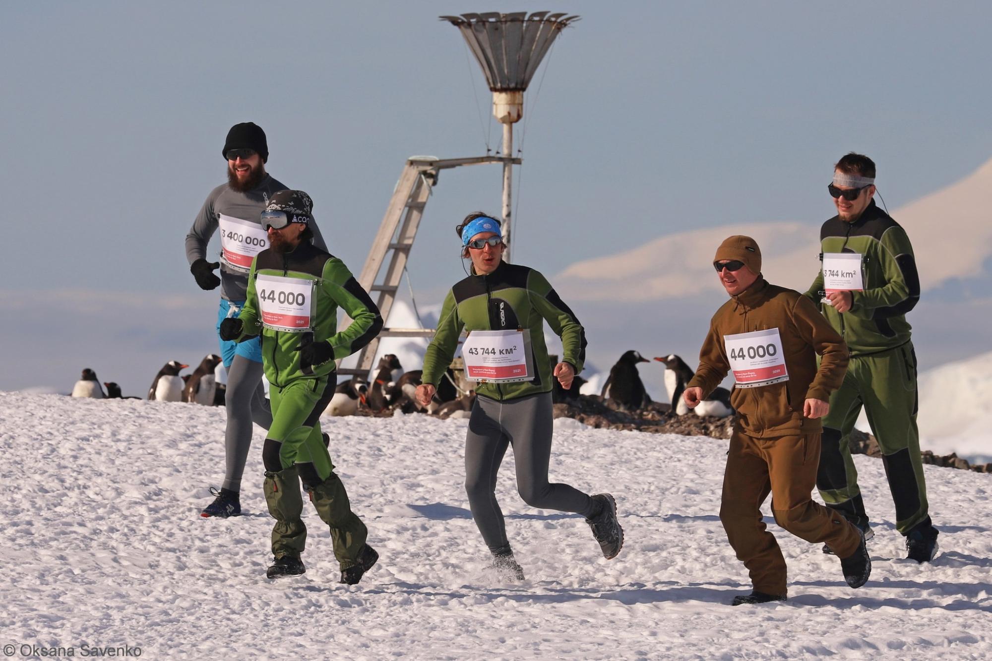 Почему вы не сможете? Украинские полярники присоединились к марафону против российской агрессии