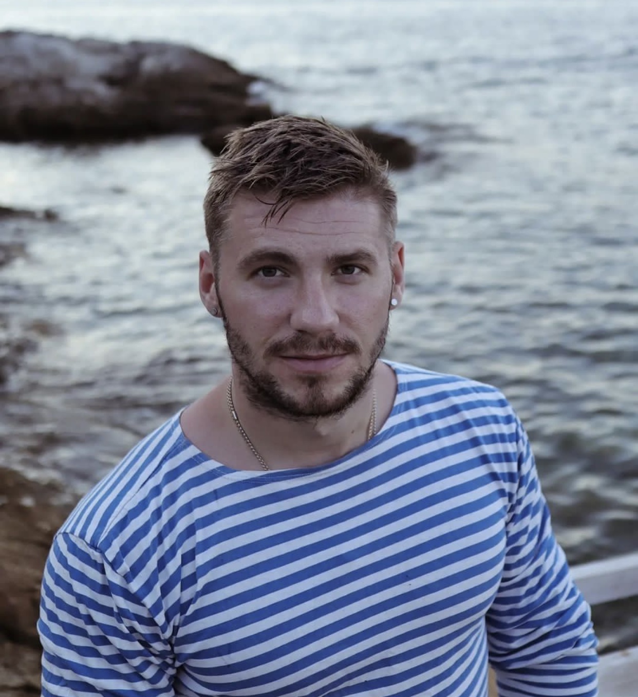 Краш українок Валерій Маркус написав, що одружився. І показав нове фото