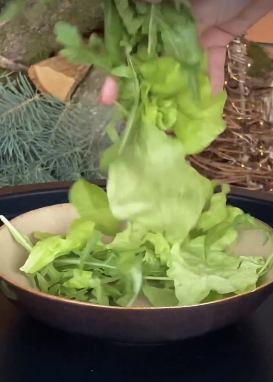 Праздничный салат из свеклы, который можно есть даже ночью