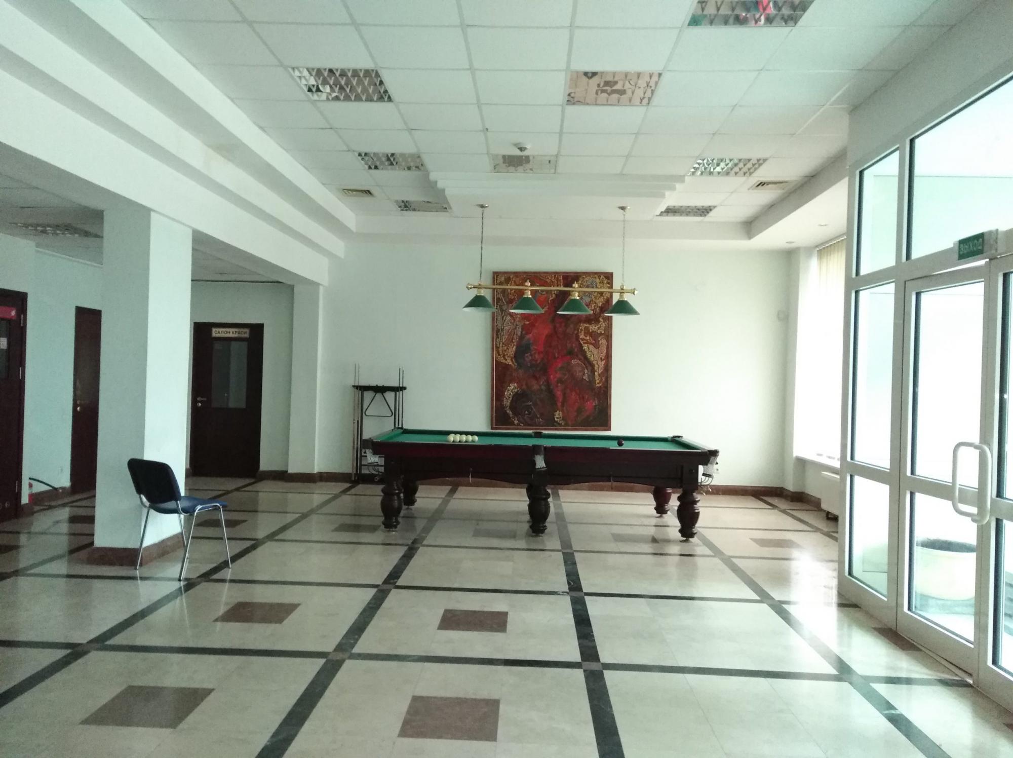 Гостиницу Кучмы, построенную для Путина и Лукашенко, выставили на аукцион: как она выглядит