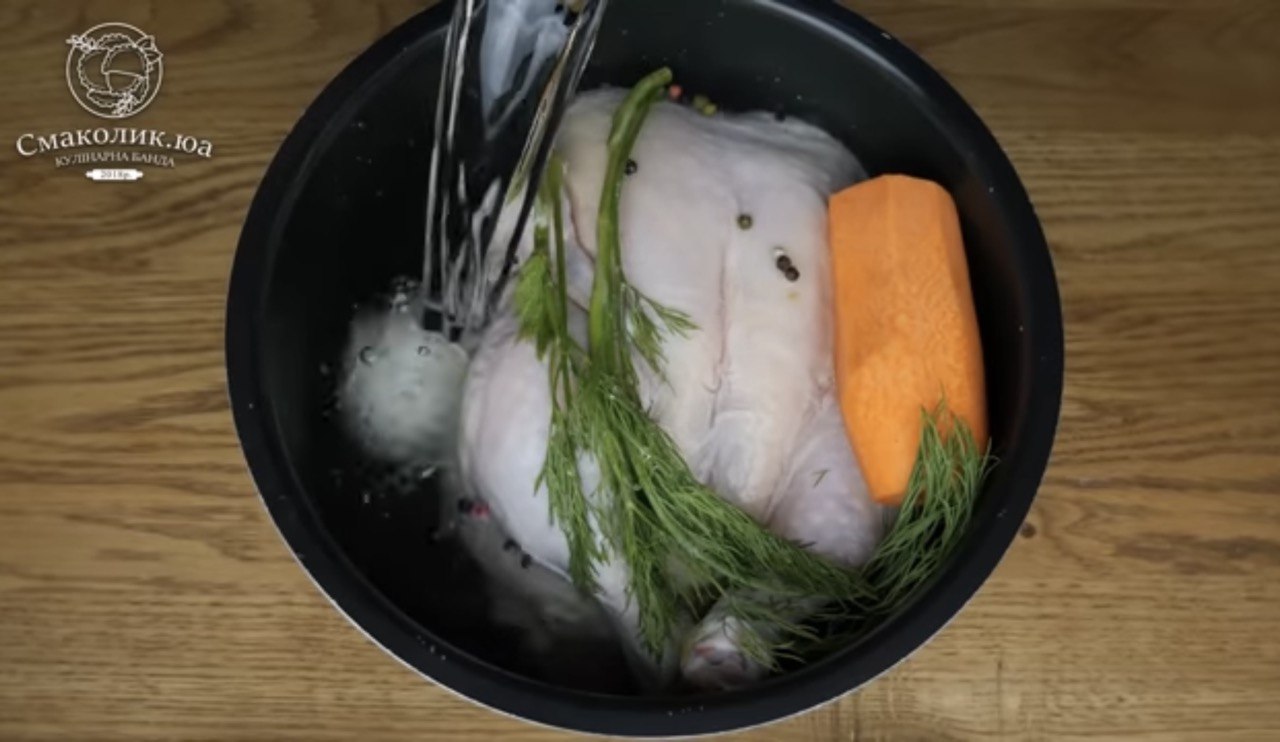 Рецепт смачної домашньої ковбаси, яку можна навіть дітям: готується дуже легко