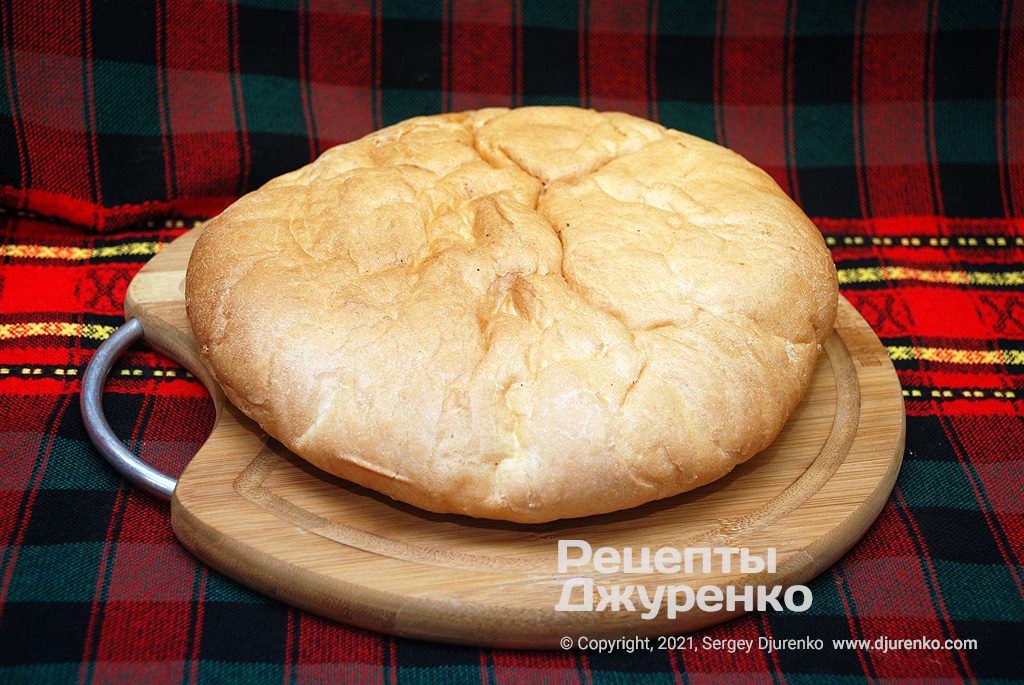 Кулинар дал рецепт простой пиццы из хлеба: готовится за 10 минут!