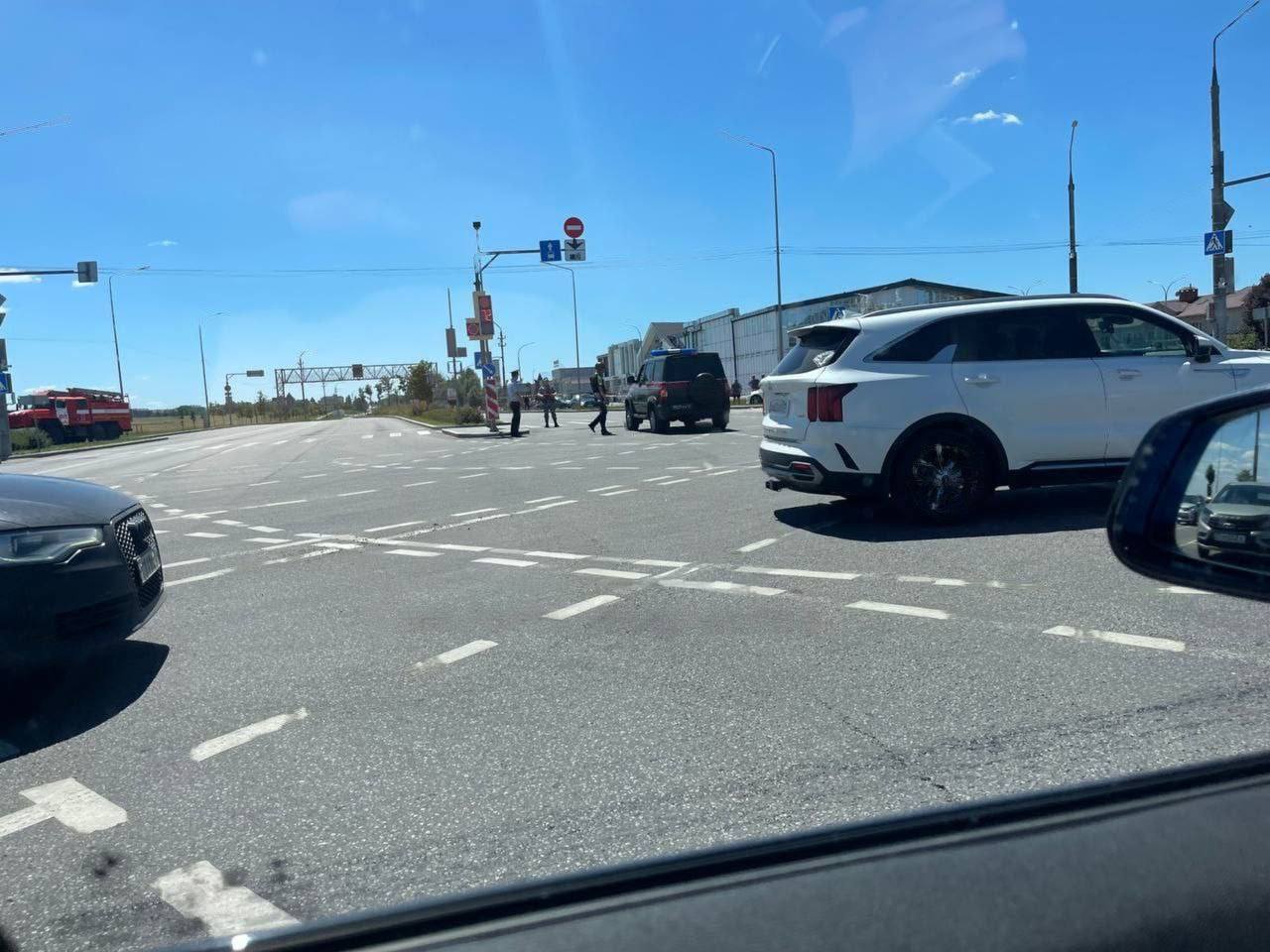 ЗМІ пишуть про ураження "Панцир-С" під Бєлгородом. Губернатор запевняє, що "горить трава"