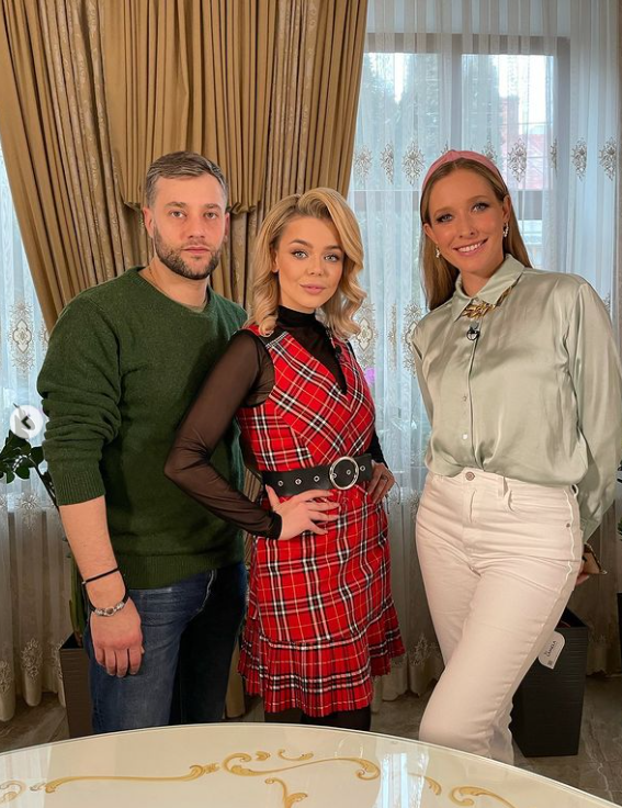 Алина Гросу показала шикарный особняк в Черновцах, где прошло ее детство (фото)