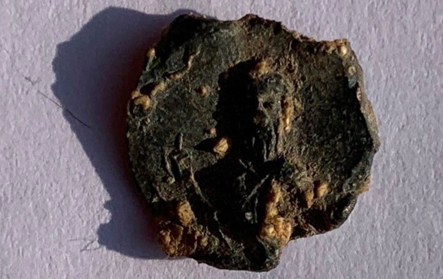 В Меджибожском замке нашли печати великого князя Киевского, которым 900 лет (фото)