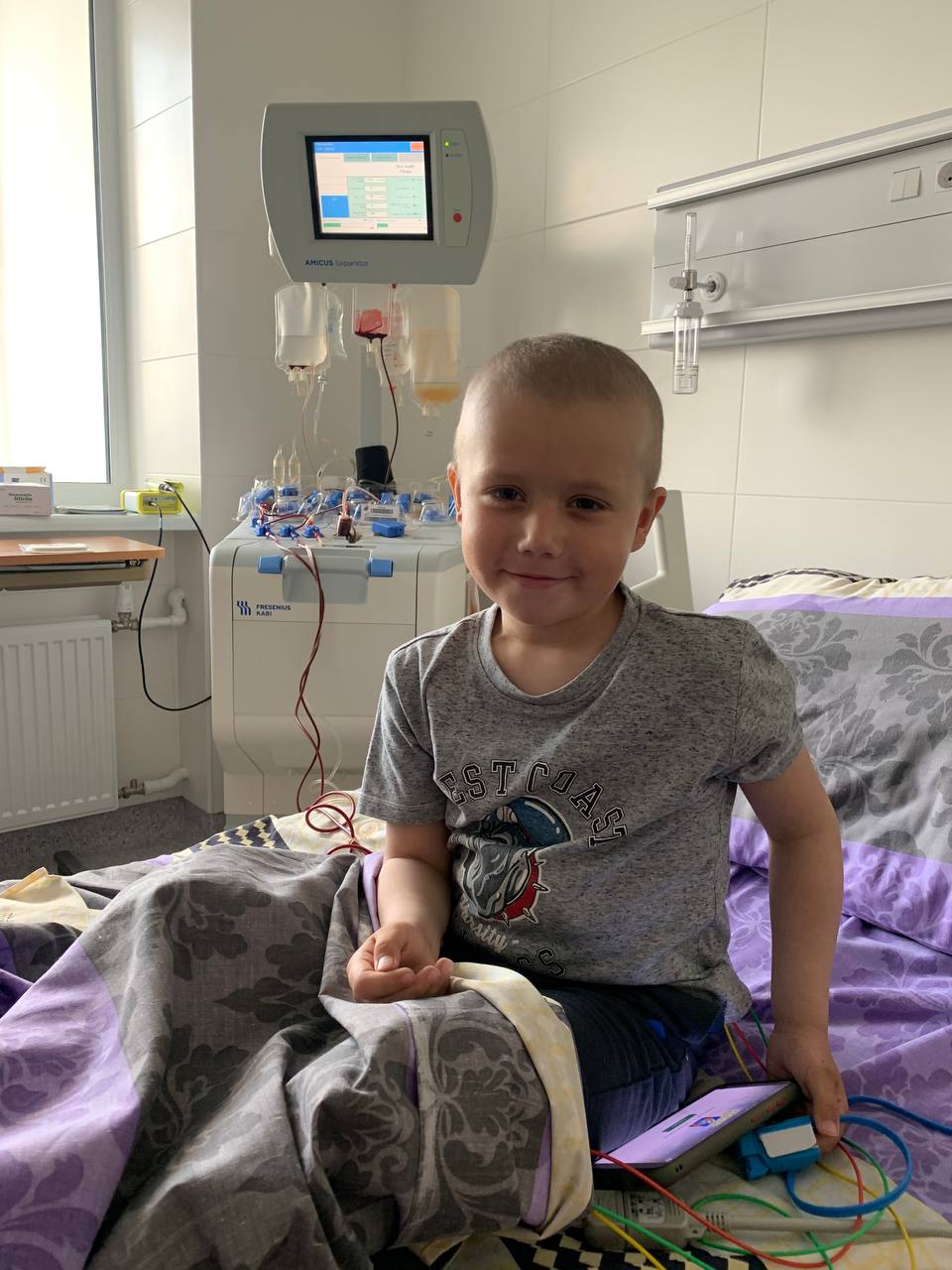 Львовские врачи раскрыли детали первой уникальной операции: "маленький герой совсем не боялся"