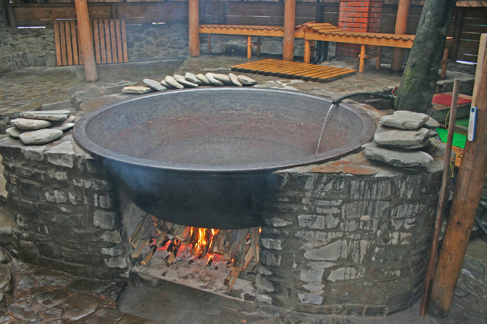 Карпатські чани: чому саме вони - ідеальний відпочинок восени
