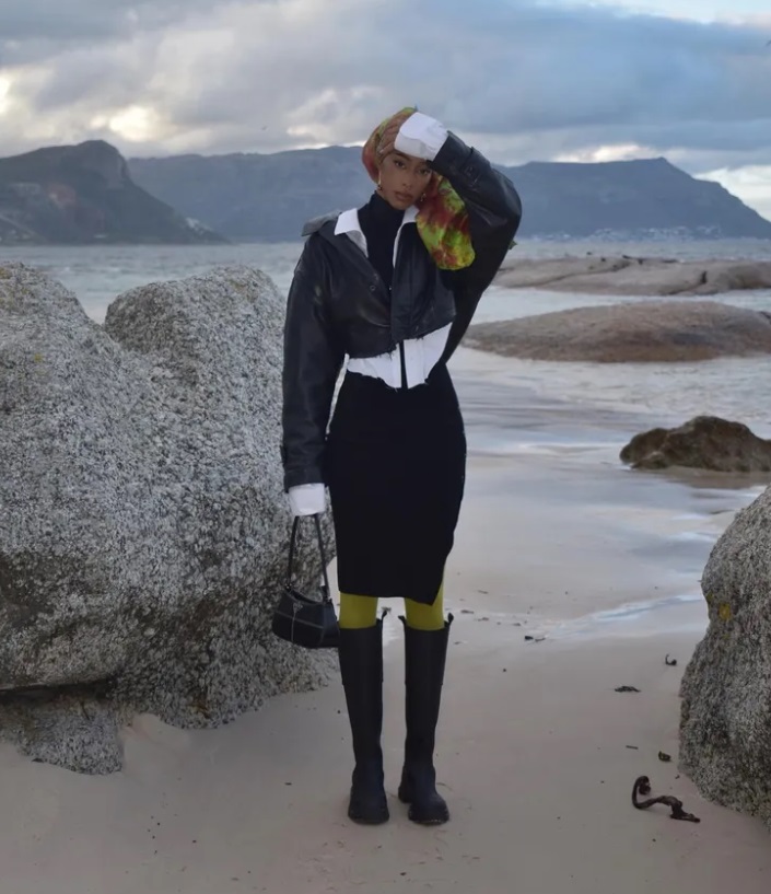 Чорні чоботи - вічна класика: з чим їх носити восени та взимку 2024