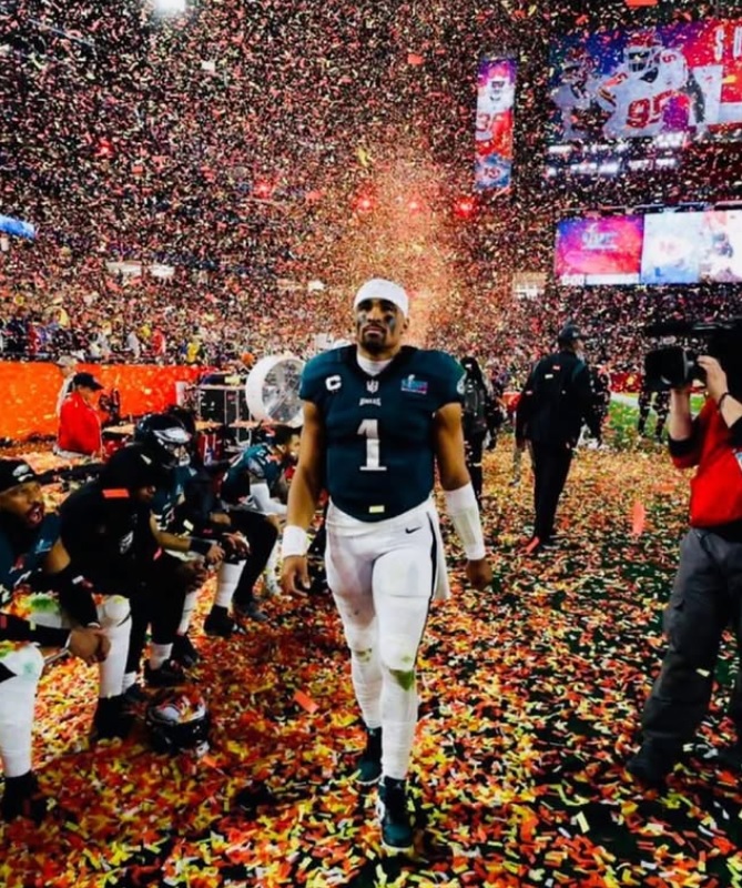 Супербоул-2025. "Філадельфія Іглз" взяла реванш у "Канзас Чіфс": як це було