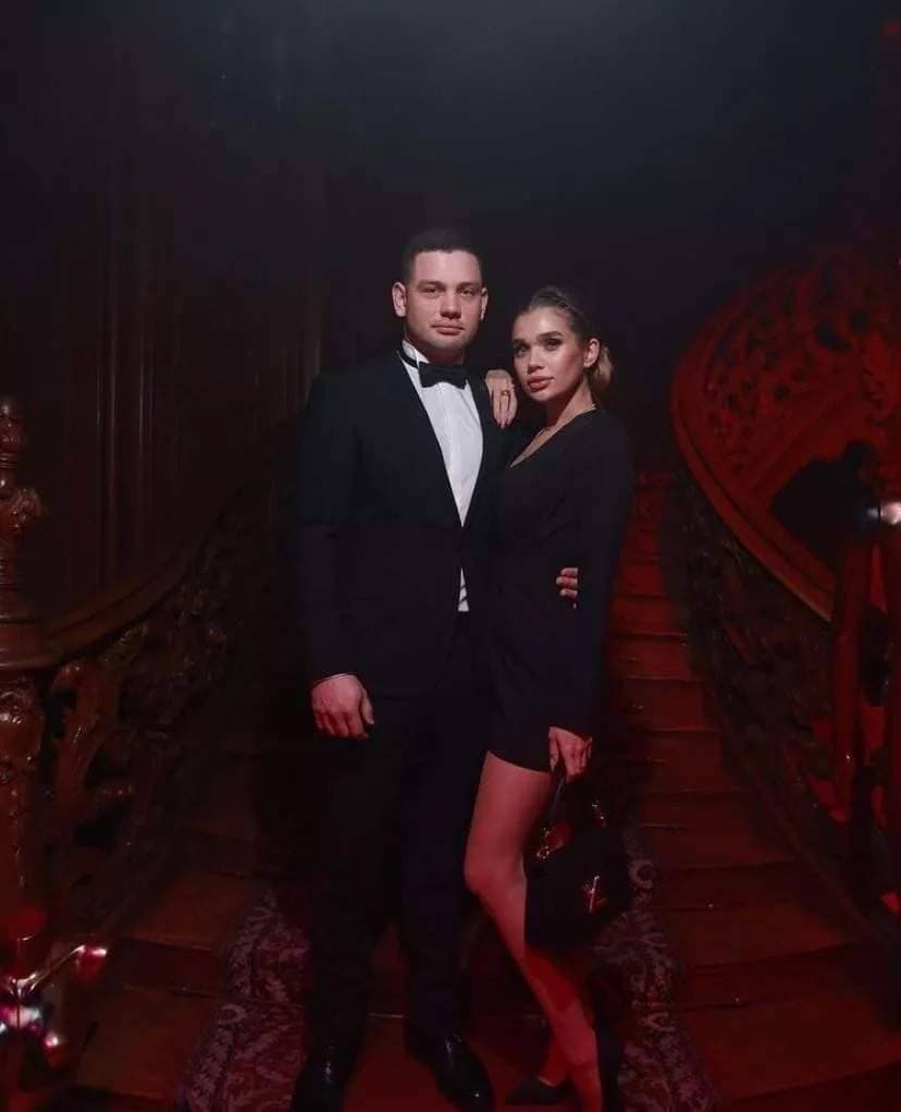 Известная украинская блогерша Саша Пустовит засветилась на фото со своим новым парнем