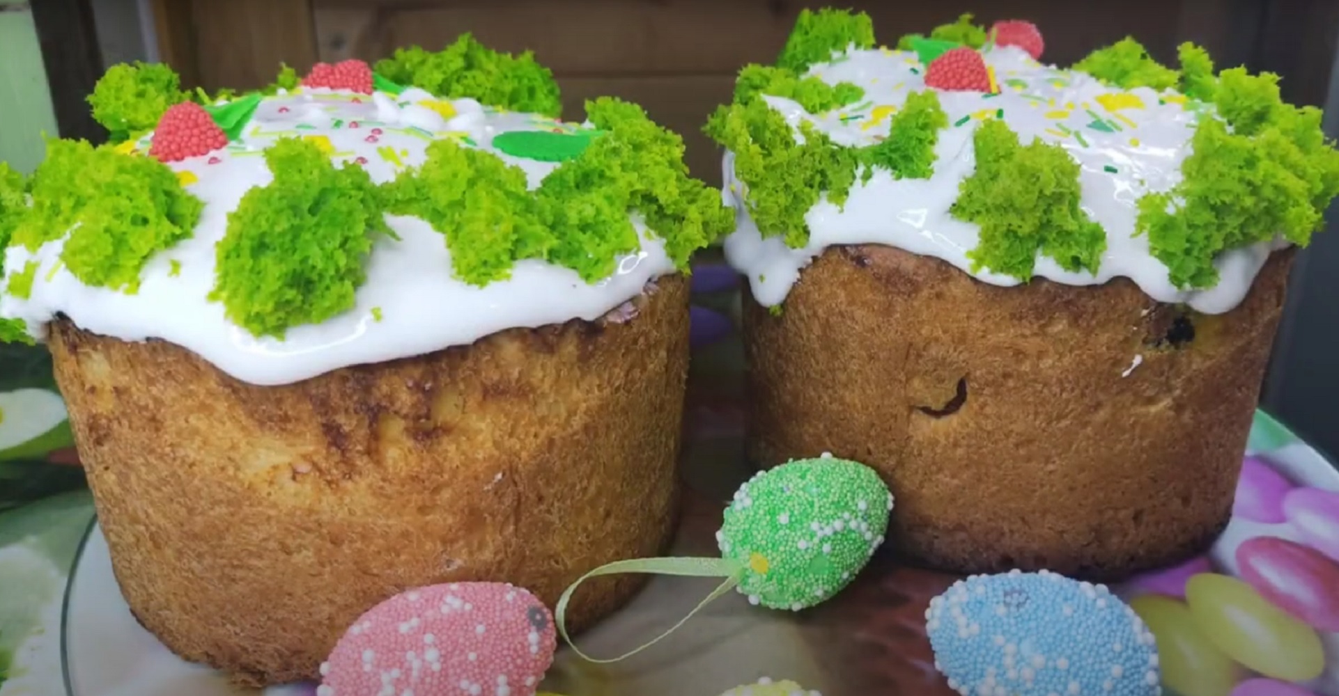 Як прикрасити паску без глазурі: наймодніші ідеї 2025 року