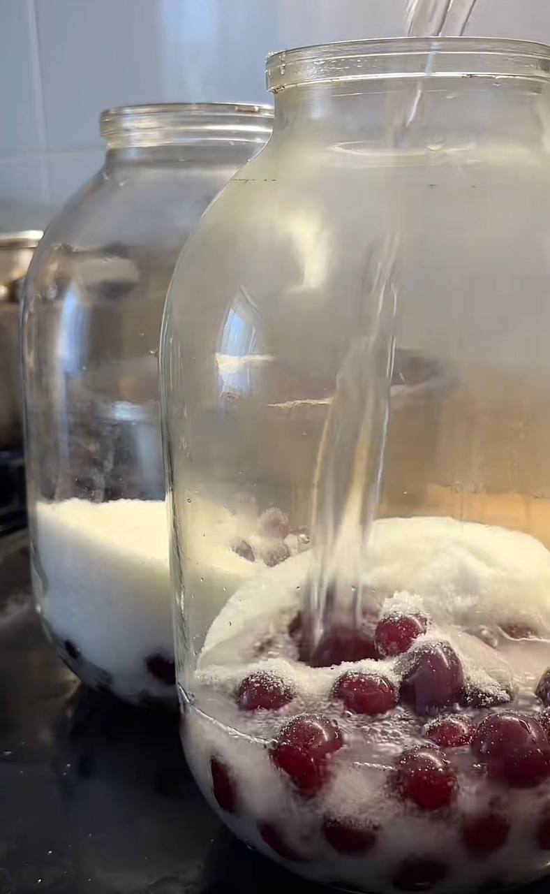 Компот из вишен на зиму без стерилизации и варки: лучший рецепт