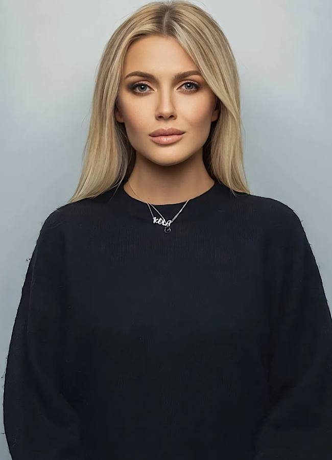 Штучний інтелект показав, як можуть виглядати Ксенія Мішина, Леся Нікітюк та інші зірки