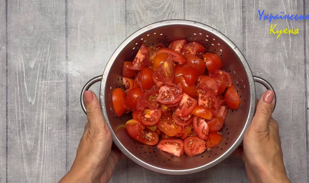 Смачна аджика на зиму без оцту та варіння: зберігає максимум вітамінів