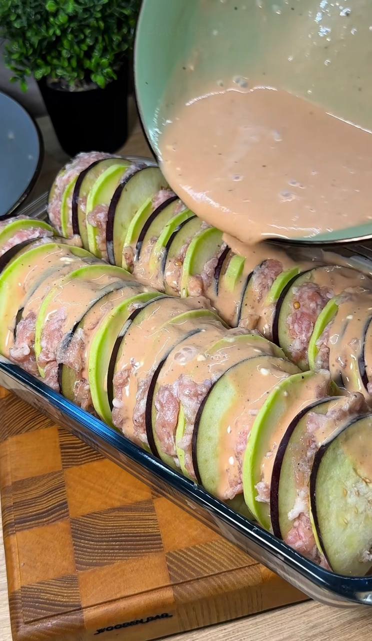 Апетитні баклажани з фаршем під золотистою скоринкою: ситно та по-домашньому