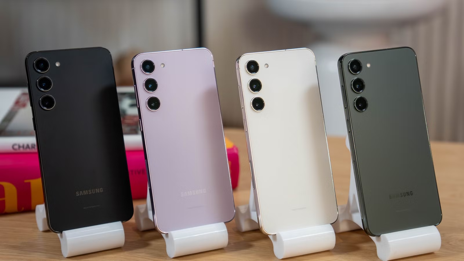 Топ-7 смартфонів, які не втратили актуальності у 2025 році