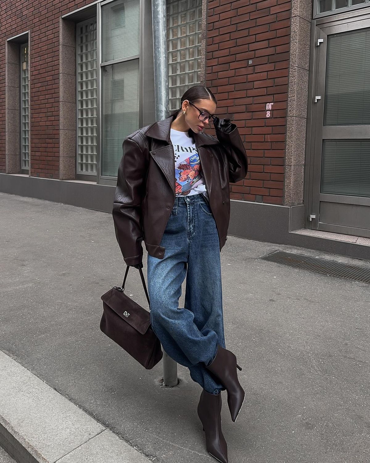 Як адаптувати літні речі для осені та зими: стилістка розкрила секрети