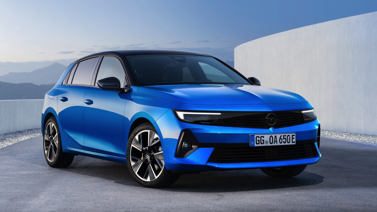 Вибираємо сімейне авто: ТОП-5 найкращих нових хетчбеків 2023 року